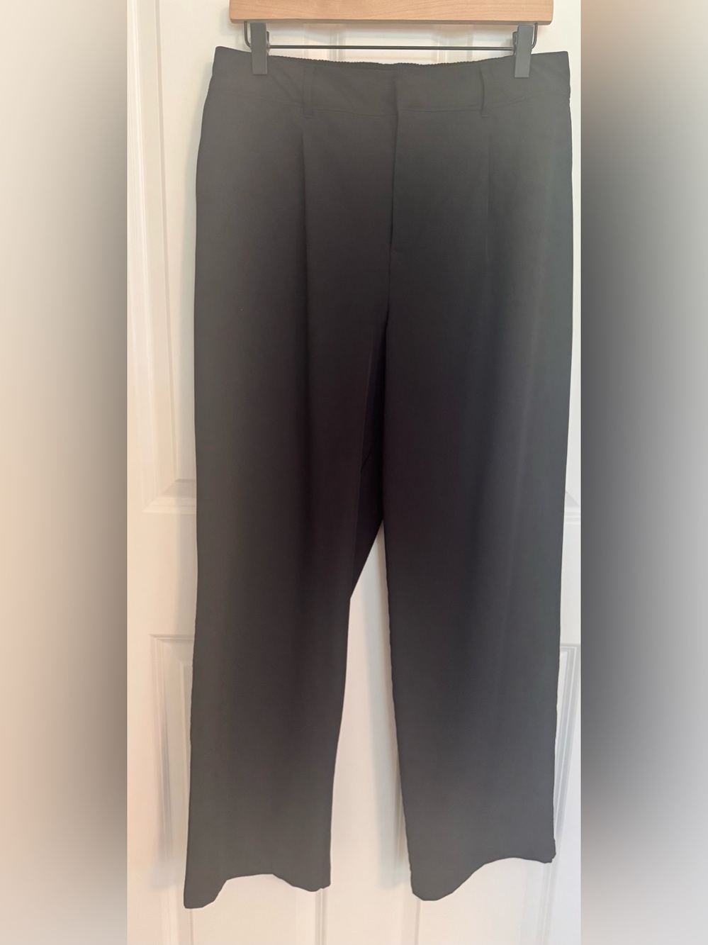 All in Motion Women’s Black Pull On Pants Size S Stretch Straight Leg Travel